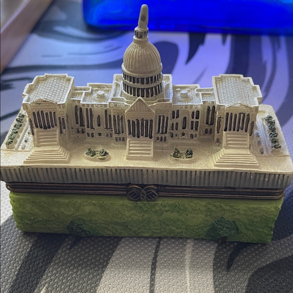 Capitol Building Trinket Box